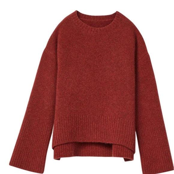 Red sweater - Picture 2 of 3